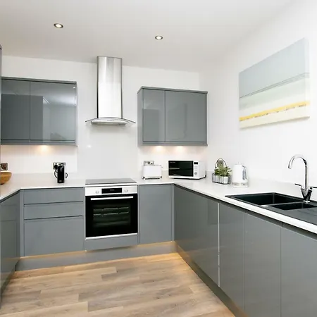 Rowan Tree - Your Apartment Bristol Exterior photo
