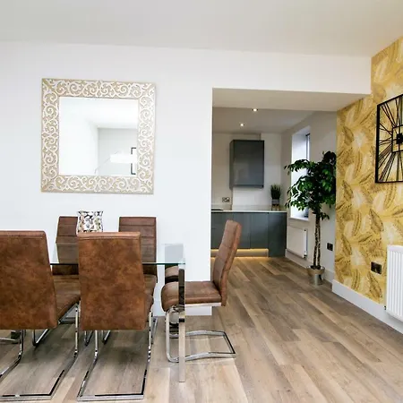 Rowan Tree - Your Apartment Bristol Exterior photo